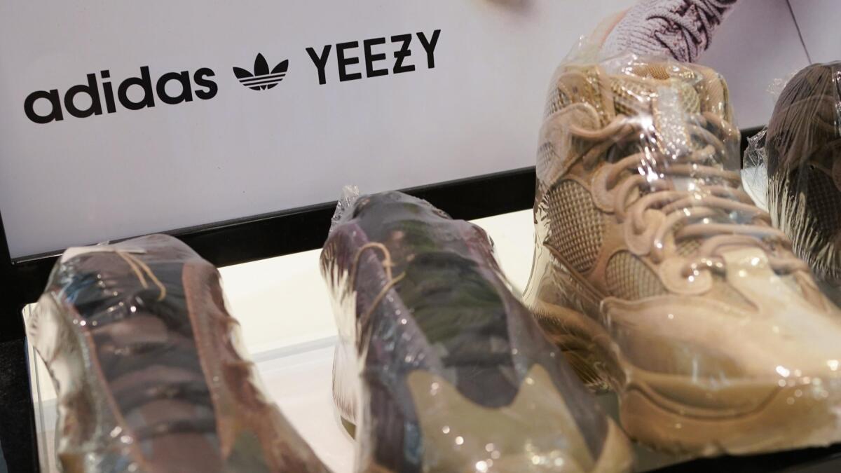 Ez shoes kanye best sale